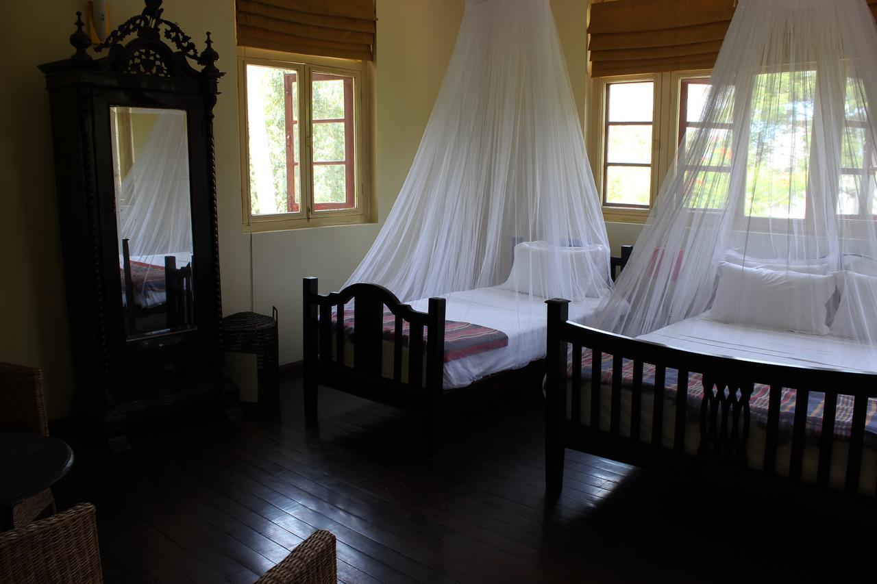 Alamanda Inn, Boutique Hotel&French Restaurant Yangon Extérieur photo