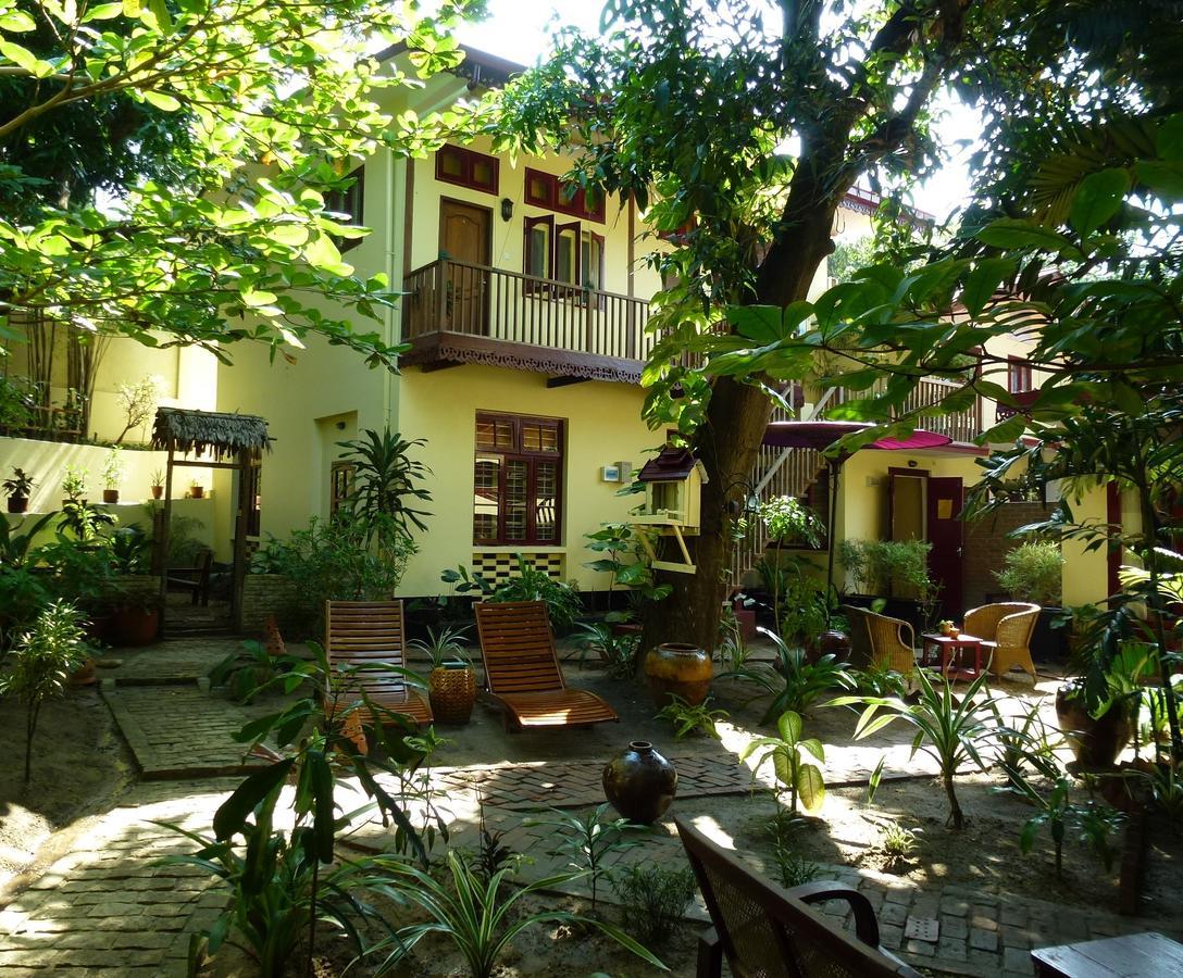 Alamanda Inn, Boutique Hotel&French Restaurant Yangon Extérieur photo