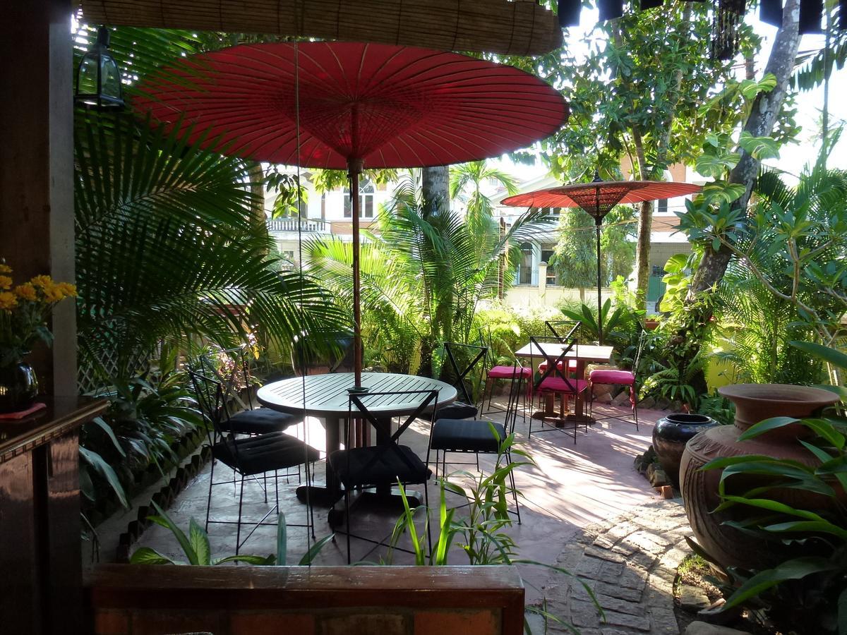 Alamanda Inn, Boutique Hotel&French Restaurant Yangon Extérieur photo
